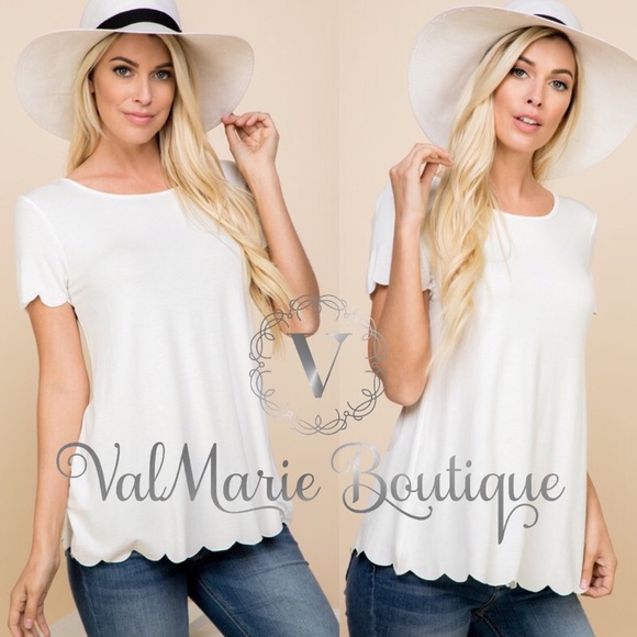 ValMarie Tops - Scalloped off-white short sleeve top